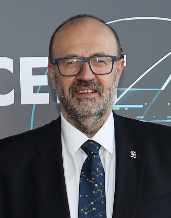 Luis Hernández Encinas